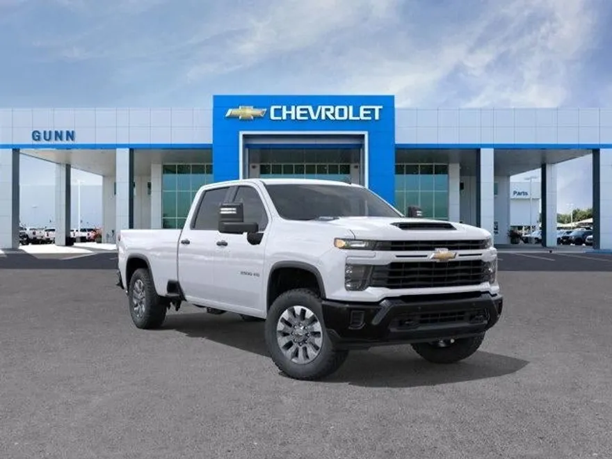 2026 Chevrolet Silverado 2500HD Custom photo 1