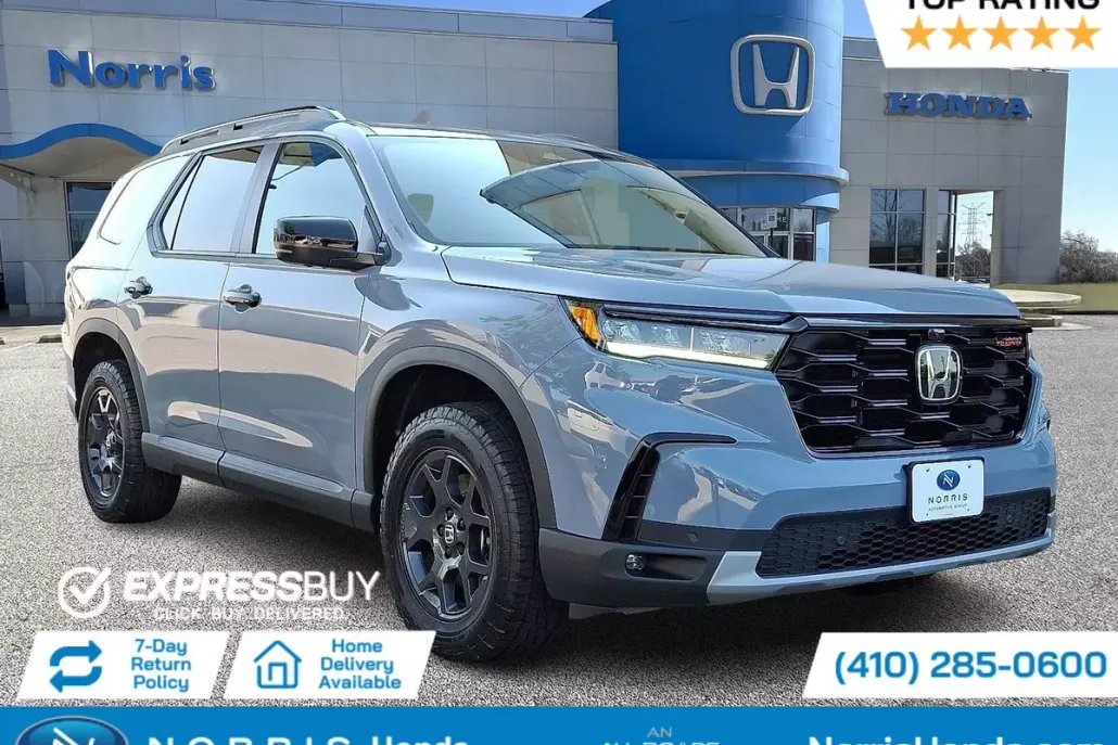 2025 Honda Pilot TrailSport photo 1