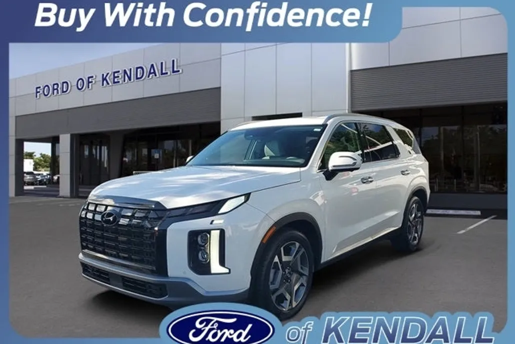 2024 Hyundai Palisade SEL photo 1