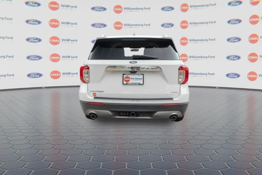 2020 Ford Explorer Limited photo 1