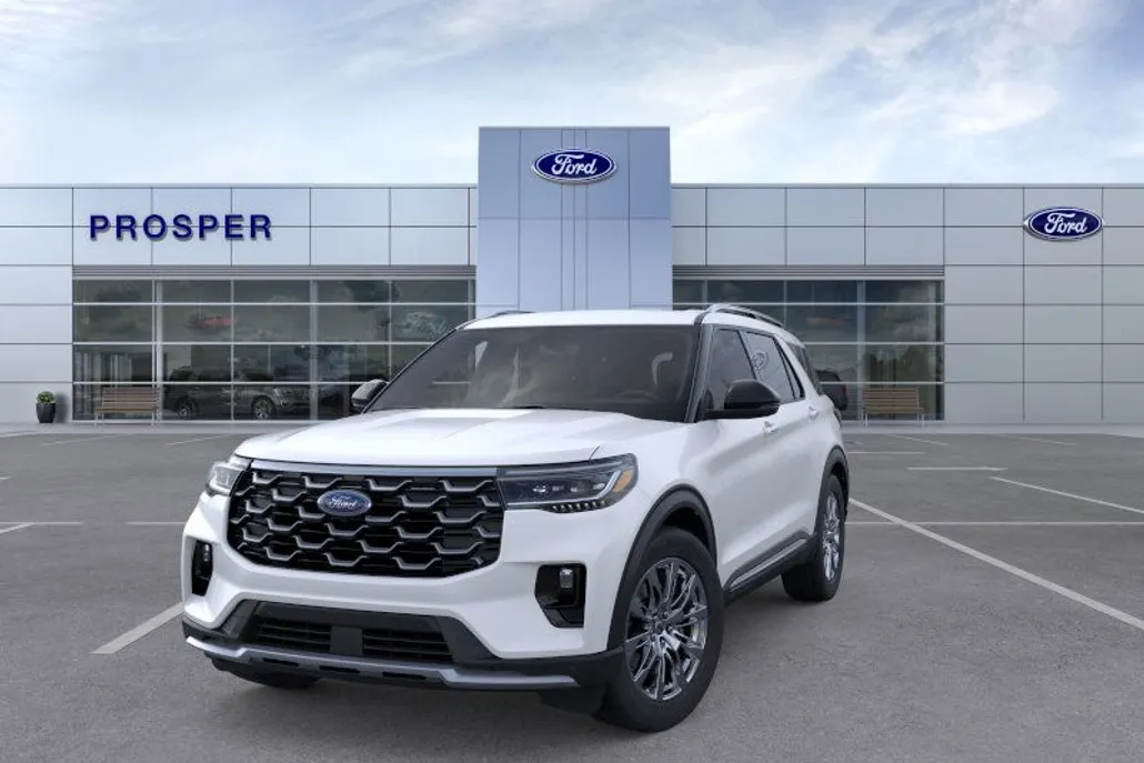 2025 Ford Explorer Platinum photo 1