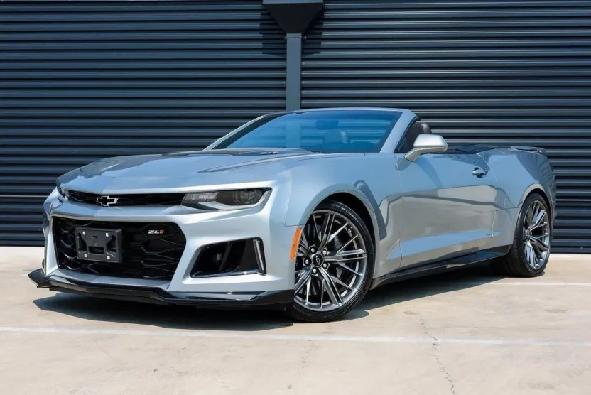 2023 Chevrolet Camaro ZL1 photo 1