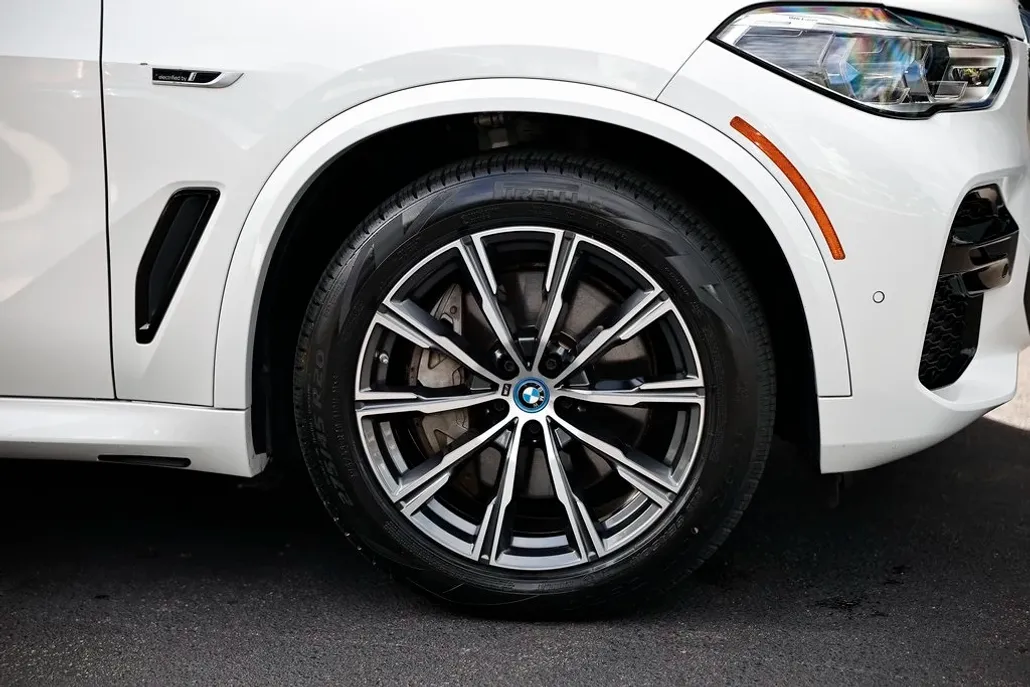 2022 Bmw X5 xDrive45e photo 1