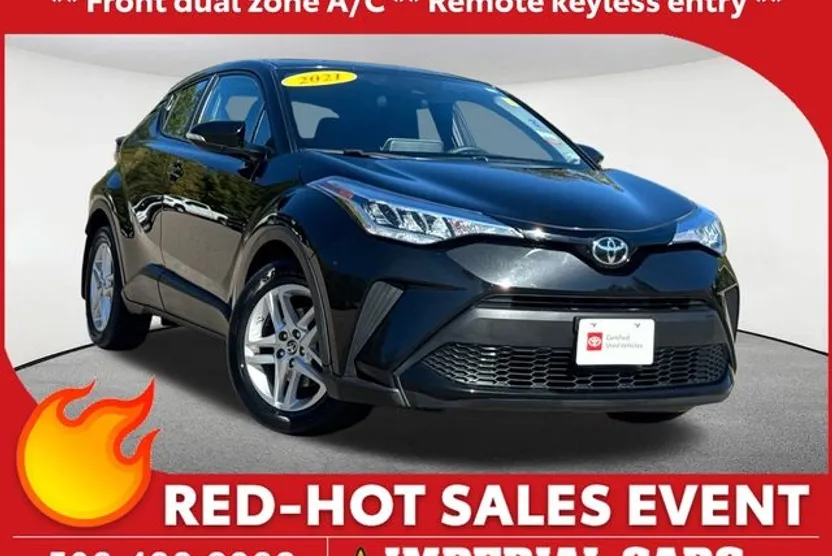 2021 Toyota C-HR LE photo 1