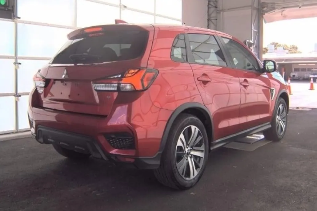 2024 Mitsubishi Outlander Sport S photo 1