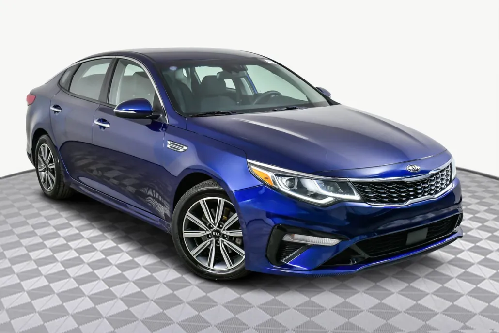2019 Kia Optima LX photo 1