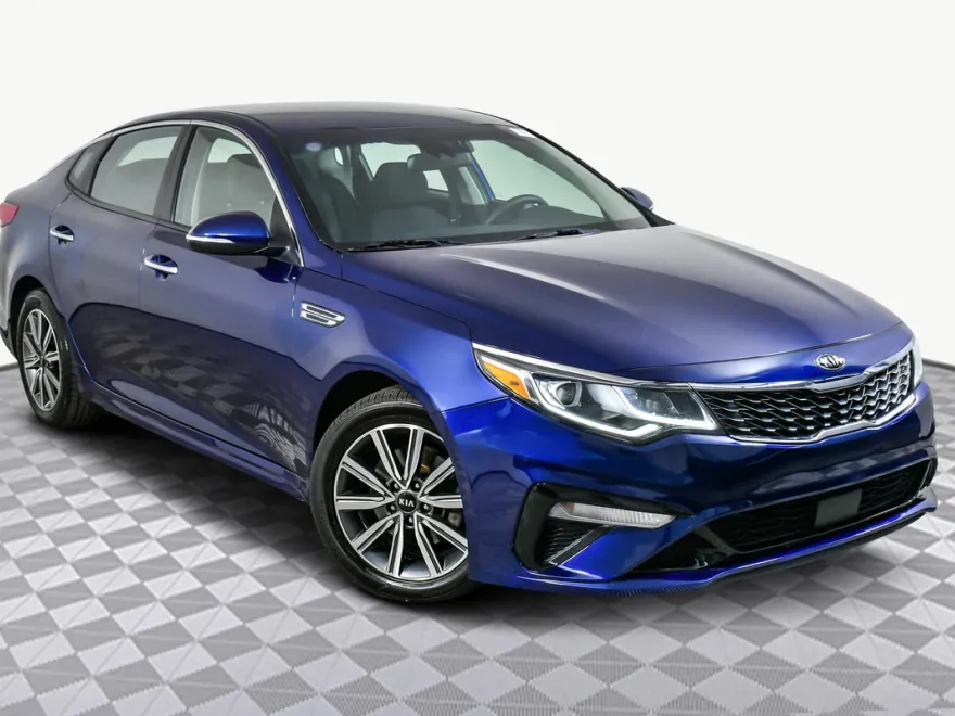 2019 Kia Optima LX photo 1