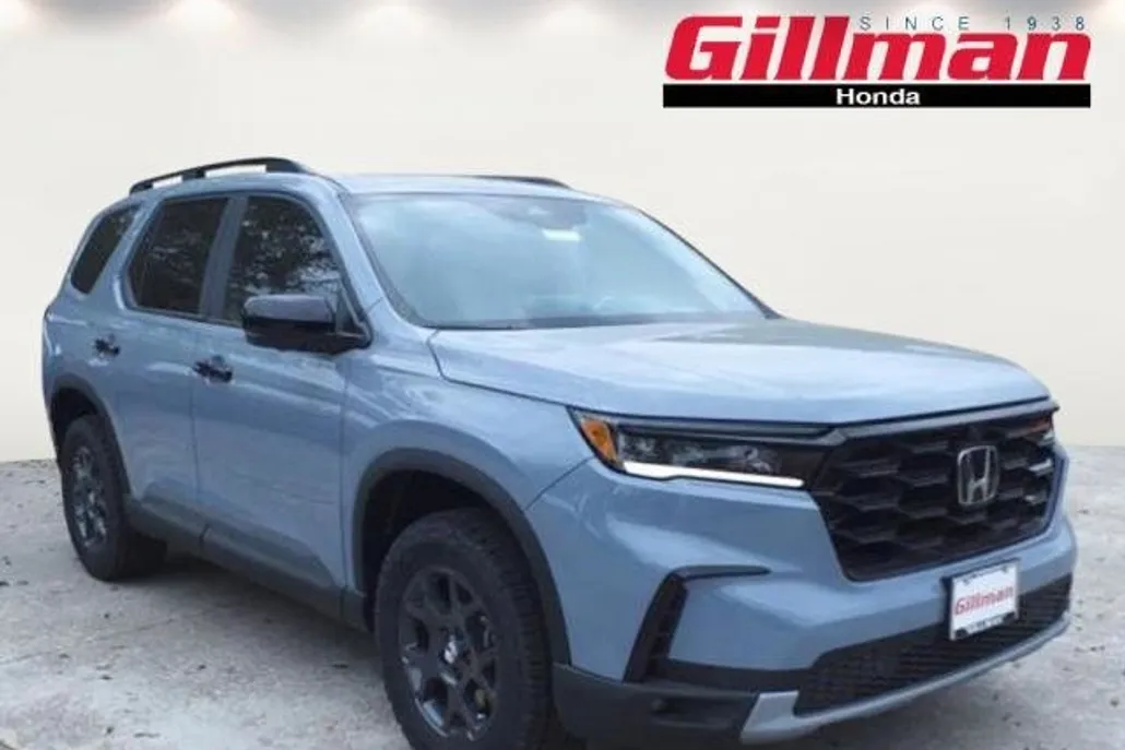 2025 Honda Pilot TrailSport photo 1