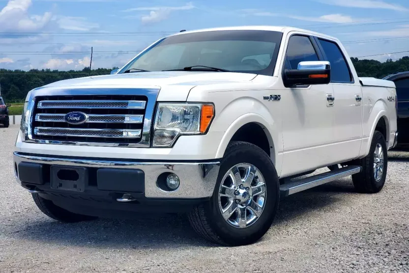 2013 Ford F-150 Lariat photo 1
