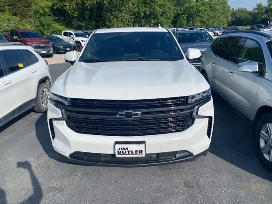 2022 Chevrolet Suburban RST photo 1