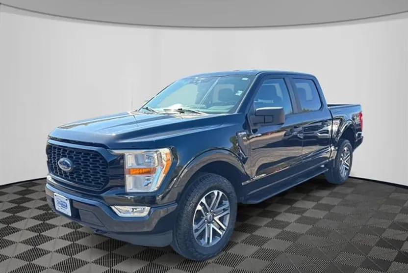 2022 Ford F-150 XL photo 1