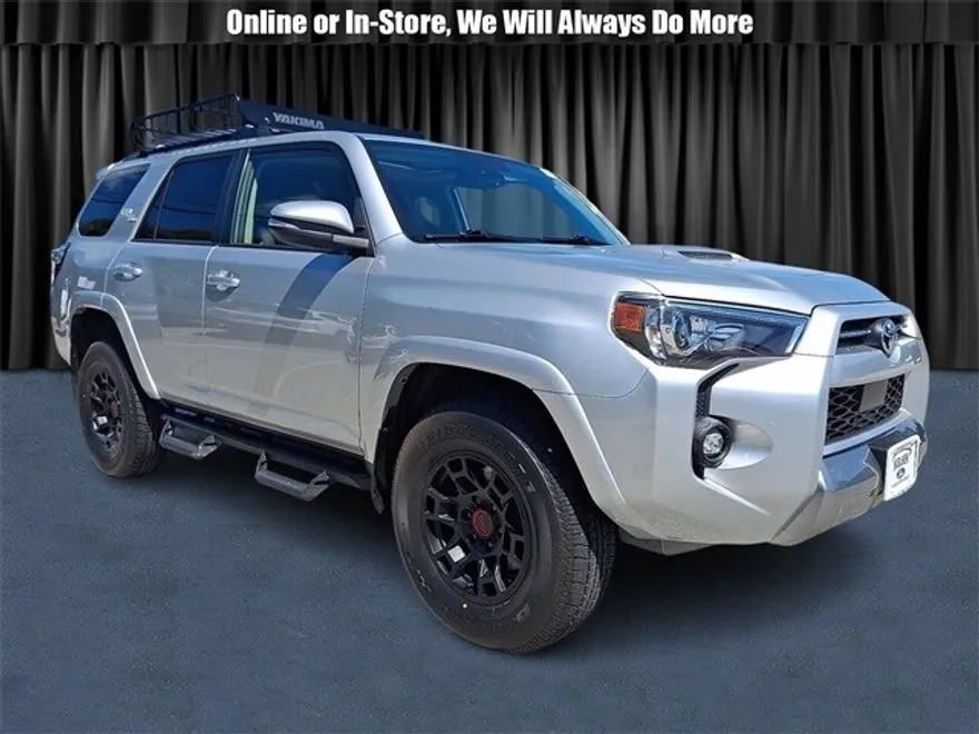 2022 Toyota 4Runner TRD Off-Road Premium photo 1