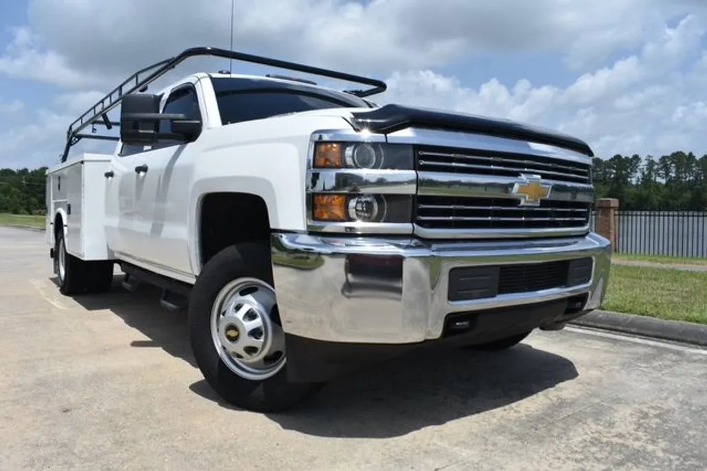 2017 Chevrolet Silverado 3500HD Work Truck photo 1