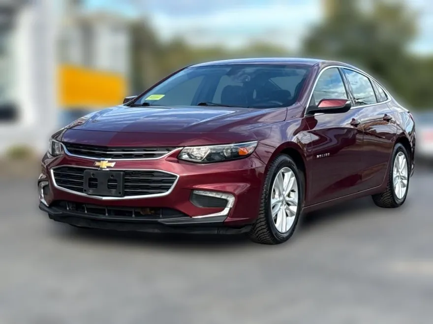 2016 Chevrolet Malibu 1LT photo 1
