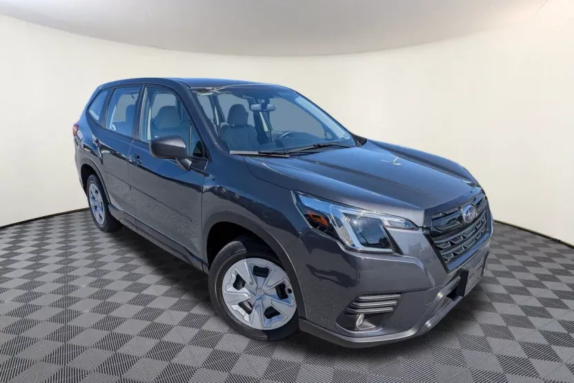 2022 Subaru Forester Base photo 1