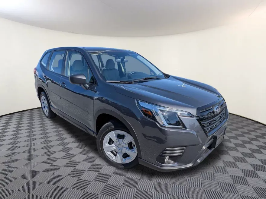 2022 Subaru Forester Base photo 1
