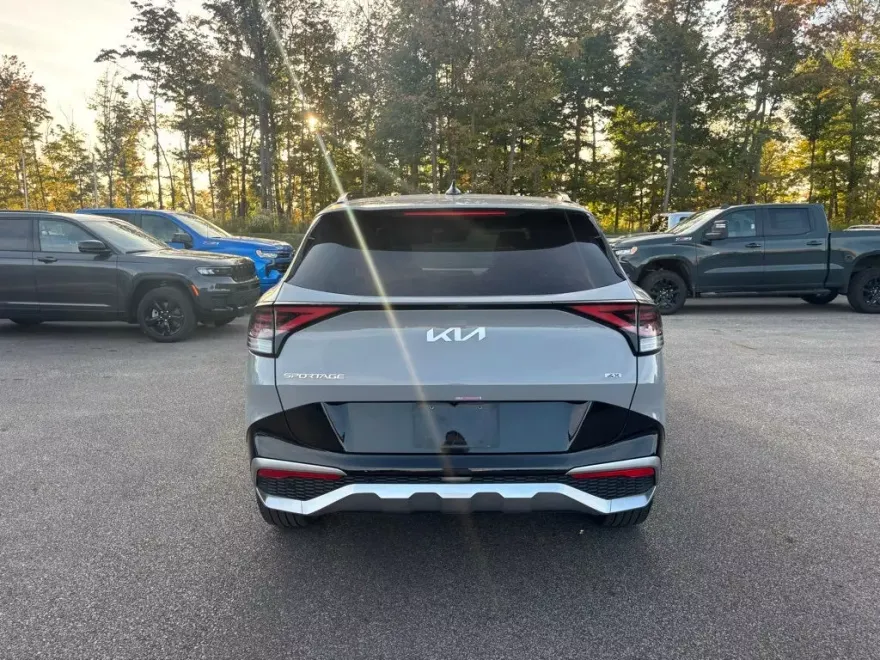 2023 Kia Sportage photo 1