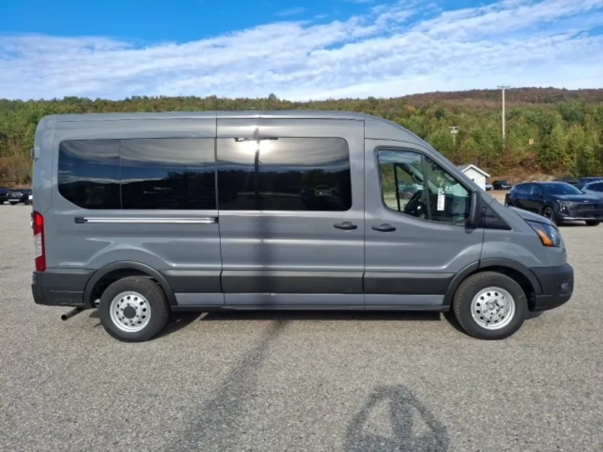2025 Ford Transit photo 1