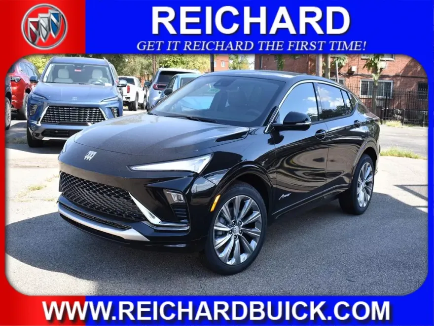 2025 Buick Envista Avenir photo 1