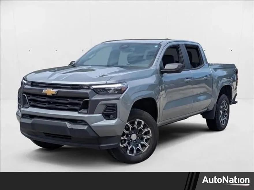 2023 Chevrolet Colorado LT photo 1