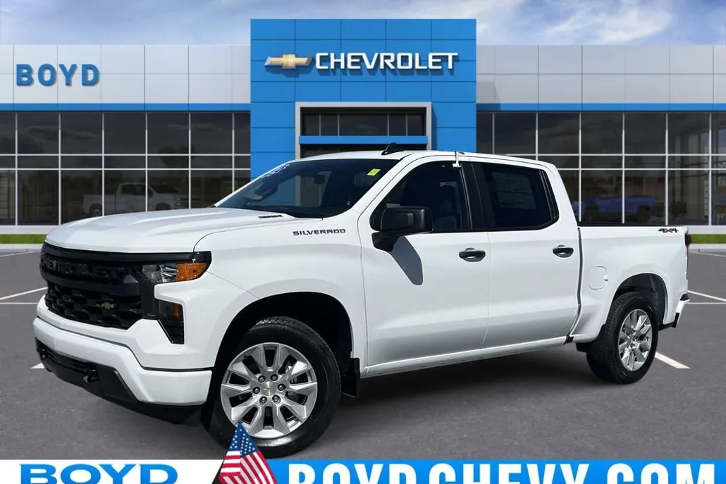 2025 Chevrolet Silverado 1500 Custom photo 1