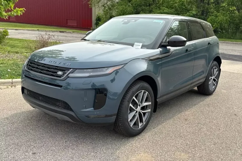 2026 Land Rover Range Rover Evoque S photo 1