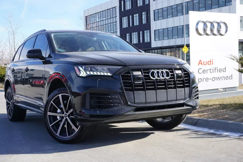 2022 Audi Q7 Prestige photo 1