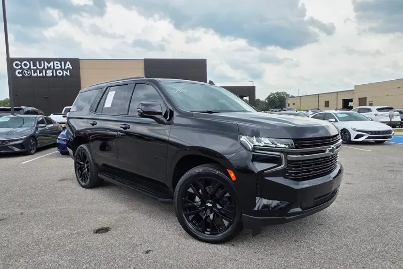 2022 Chevrolet Tahoe RST photo 1