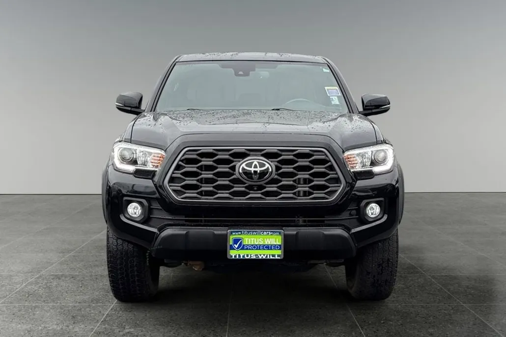 2021 Toyota Tacoma TRD Off-Road V6 photo 1