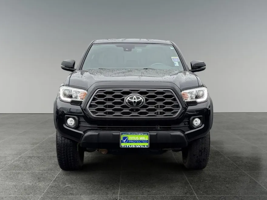 2021 Toyota Tacoma TRD Off-Road V6 photo 1