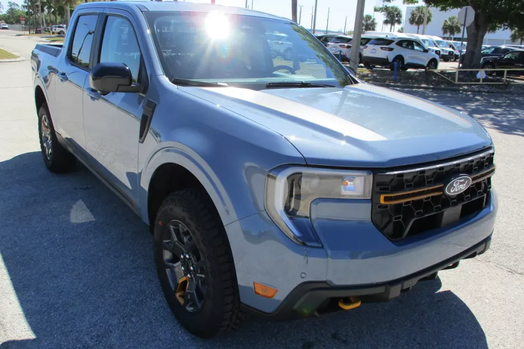 2025 Ford Maverick Tremor photo 1