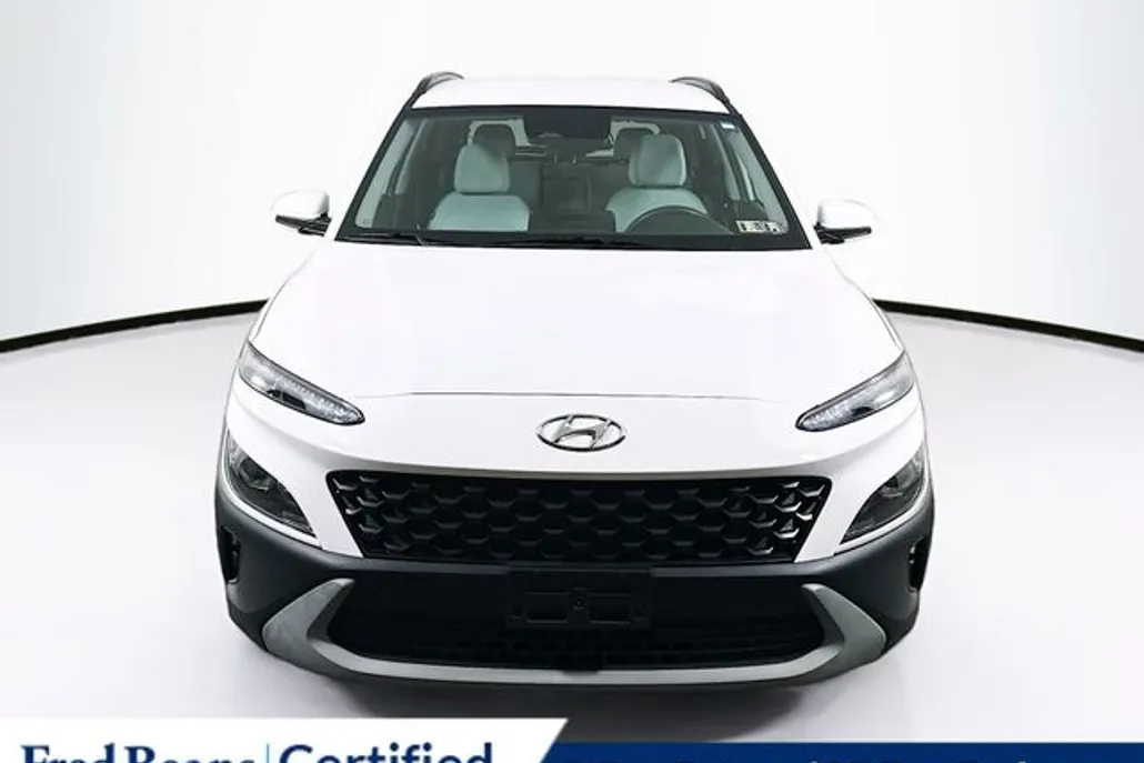 2023 Hyundai Kona SEL photo 1