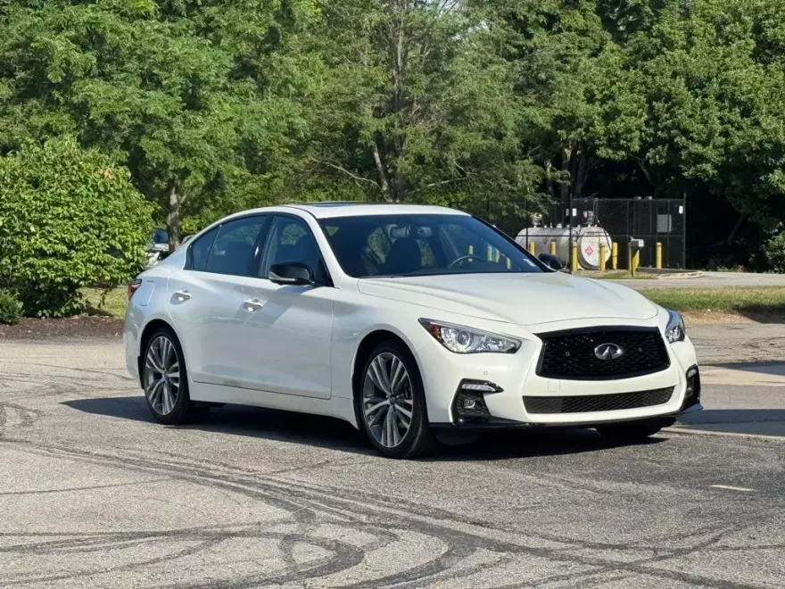 2024 Infiniti Q50 Sensory photo 1