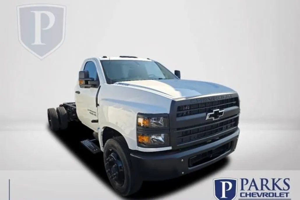 2024 Chevrolet Silverado 4500HD Work Truck photo 1