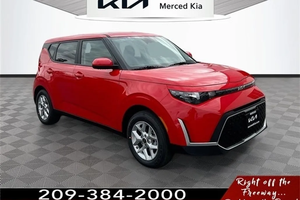 2025 Kia Soul S photo 1