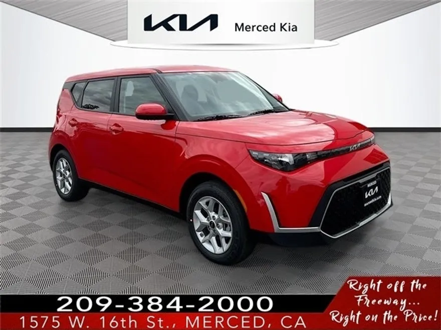 2025 Kia Soul S photo 1