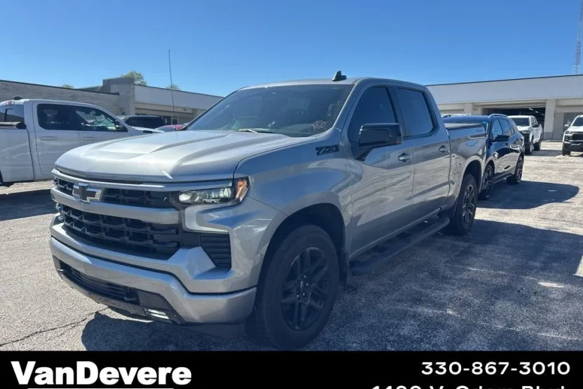 2024 Chevrolet Silverado 1500 RST photo 1