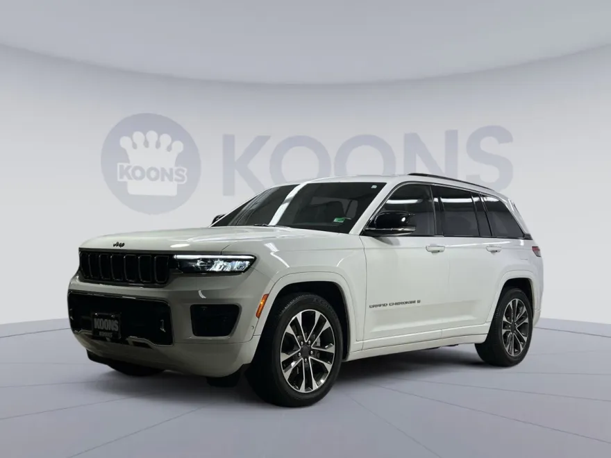 2022 Jeep Grand Cherokee Overland photo 1