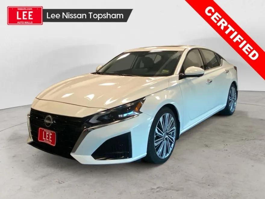 2024 Nissan Altima 2.5 SL photo 1