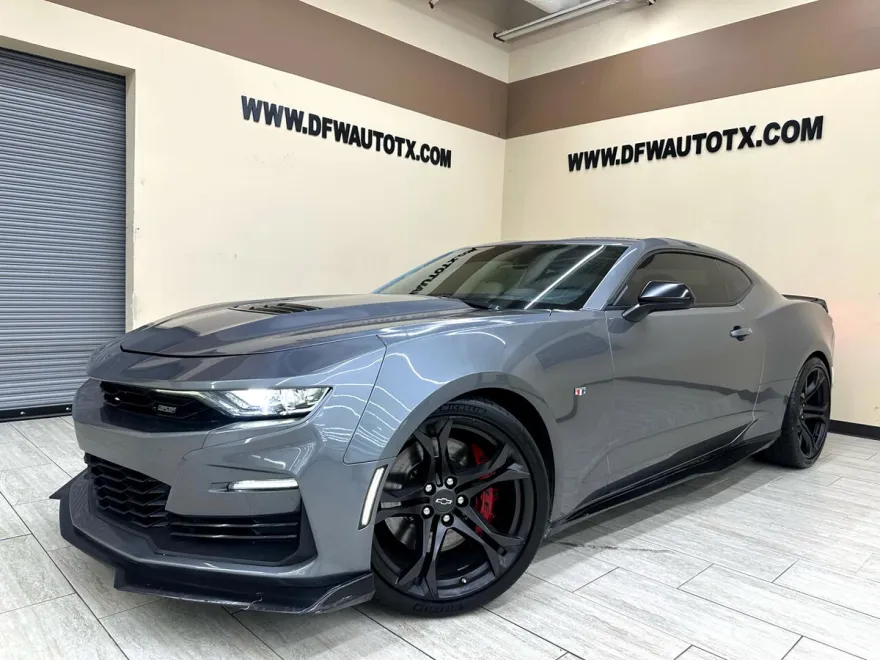 2021 Chevrolet Camaro 1SS Coupe photo 1