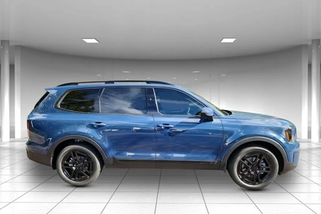 2025 Kia Telluride X-Line photo 1