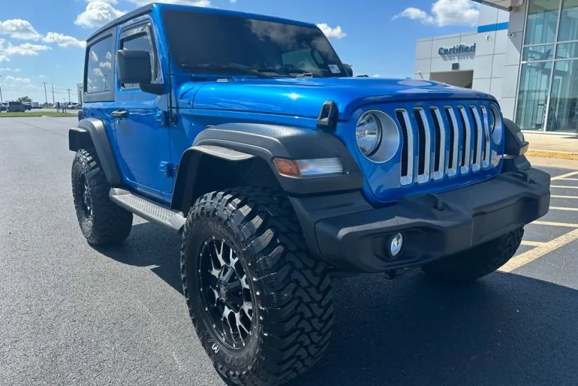 2022 Jeep Wrangler Sport S photo 1