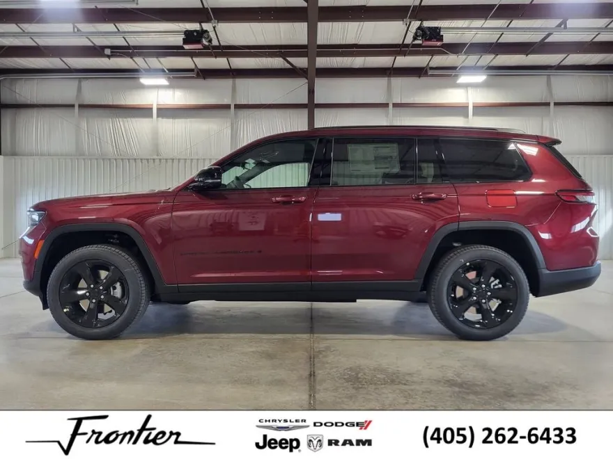 2025 Jeep Grand Cherokee Limited photo 1