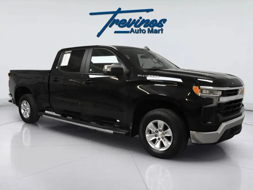 2024 Chevrolet Silverado 1500 LT photo 1