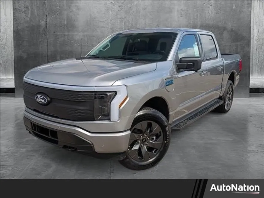 2025 Ford F-150 Lightning photo 1