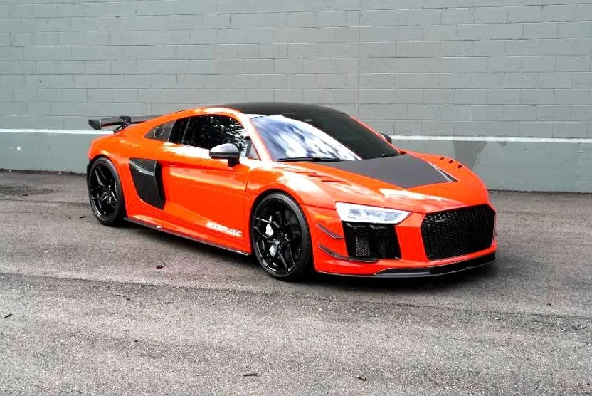2017 Audi R8 V10 Plus Quattro photo 1