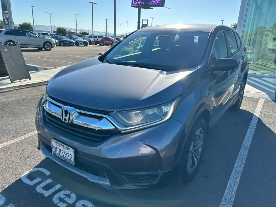 2018 Honda CR-V LX photo 1