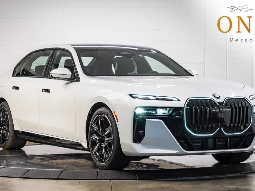 2025 Bmw 750e photo 1