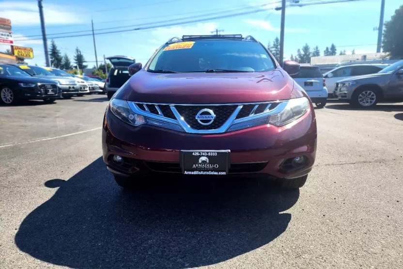 2012 Nissan Murano LE photo 1