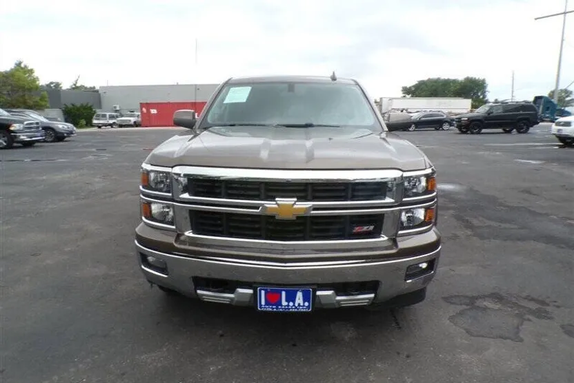 2015 Chevrolet Silverado 1500 LT photo 1